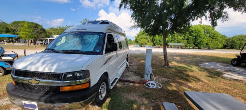 2013-Roadtrek-Ranger-RT-LFPlateblur