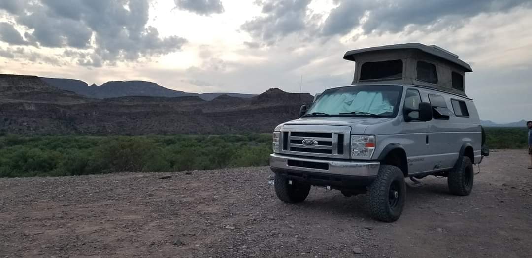 2008 23' Ford E-Series For Sale In Santa Barbara, California