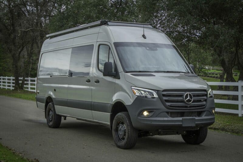 Exterior-Right-Side-View